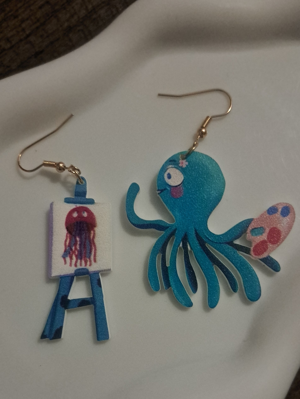 Hand Painted Blue Octopus and Art Easel Dangle Drop Earrings New
